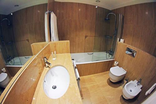Amara Astoria-luxury *